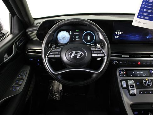 Used 2023 Hyundai Palisade Calligraphy image 7