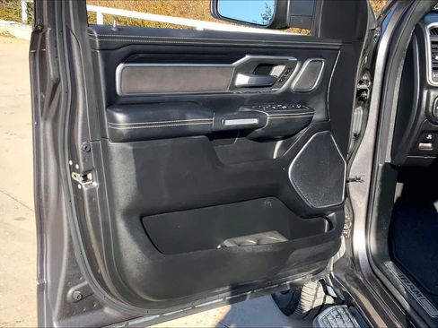Used 2021 RAM 1500 Laramie image 21