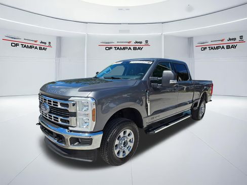 Used 2024 Ford F350 XLT w/ FX4 Off-Road Package AWD/4WD image 2