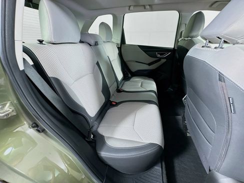 Used 2019 Subaru Forester Premium AWD/4WD image 35