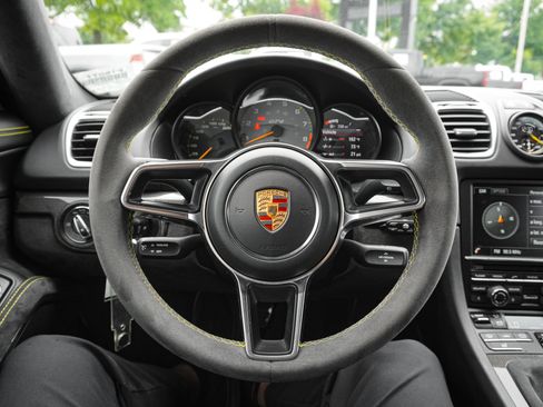 Used 2016 Porsche Cayman GT4 RWD image 21