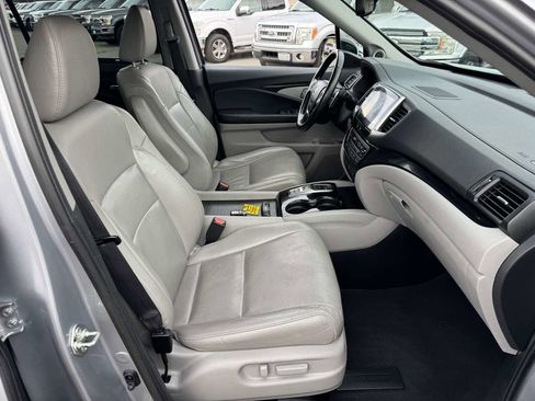 Used 2016 Honda Pilot Elite image 13