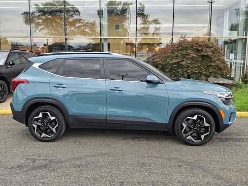 Certified 2024 Kia Seltos EX AWD/4WD image 7