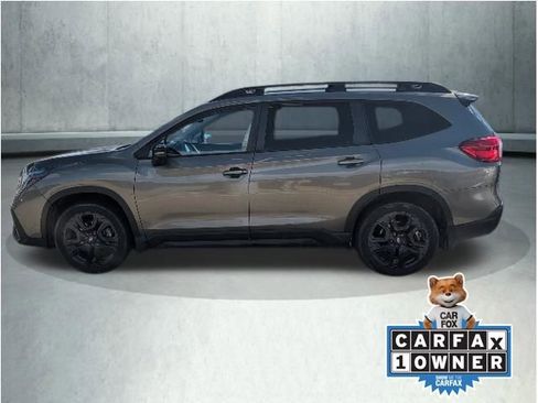 Used 2023 Subaru Ascent Onyx Edition Limited image 1