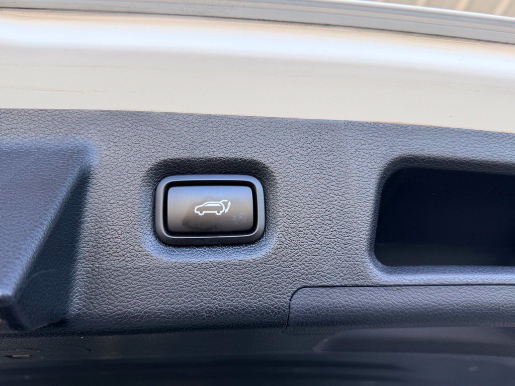 Used 2020 Hyundai Santa Fe Limited FWD image 34