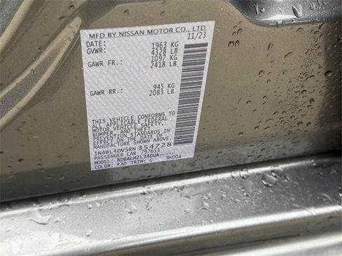 Used 2024 Nissan Altima 2.5 SV image 28