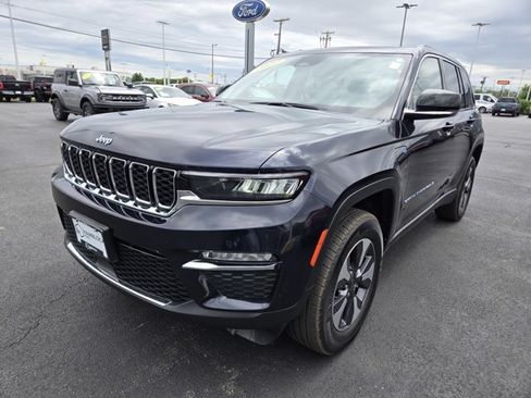 Used 2022 Jeep Grand Cherokee Limited 4xe AWD/4WD image 4