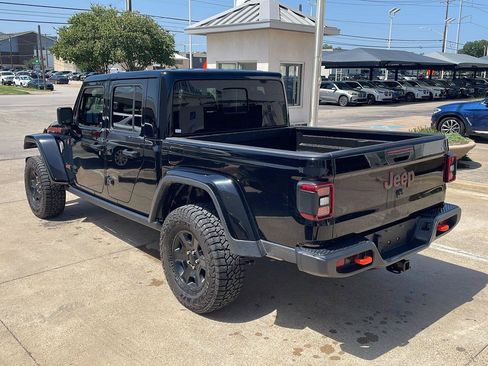 Used 2023 Jeep Gladiator Mojave w/ LED Lighting Group AWD/4WD image 4