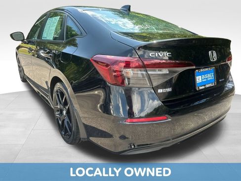Used 2025 Honda Civic Sport image 4