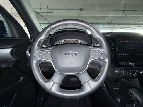 Used 2023 Chevrolet Traverse LT FWD image 15