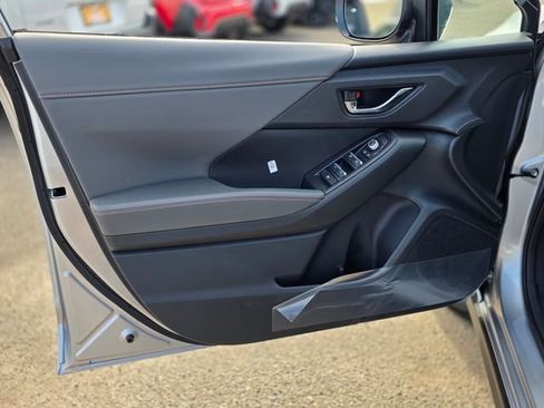 New 2026 Subaru Crosstrek 2.5i Limited w/ Crosstrek Mirror Package AWD/4WD image 16