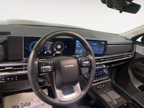 Certified 2024 Hyundai Santa Fe XRT image 18