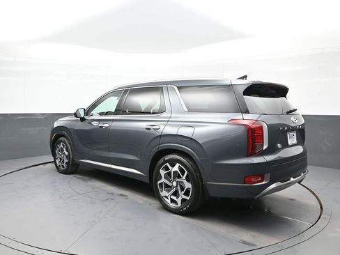Used 2022 Hyundai Palisade Calligraphy image 8