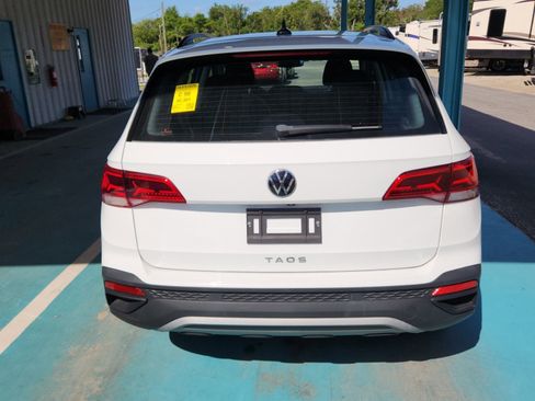 Used 2023 Volkswagen Taos S image 8