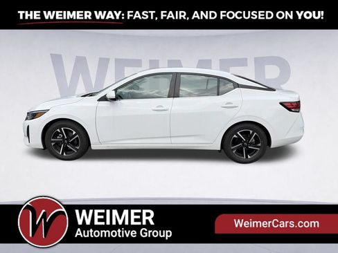Used 2024 Nissan Sentra SV FWD image 8