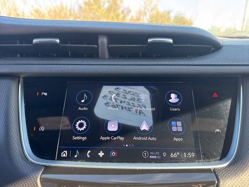 Used 2023 Cadillac XT6 Luxury image 28