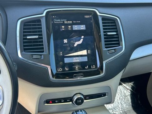 Used 2017 Volvo XC90 T6 Momentum w/ Vision Package AWD/4WD image 13