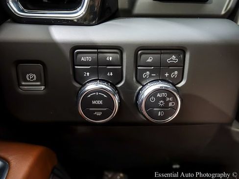 Used 2023 GMC Sierra 1500 Denali Ultimate AWD/4WD image 22