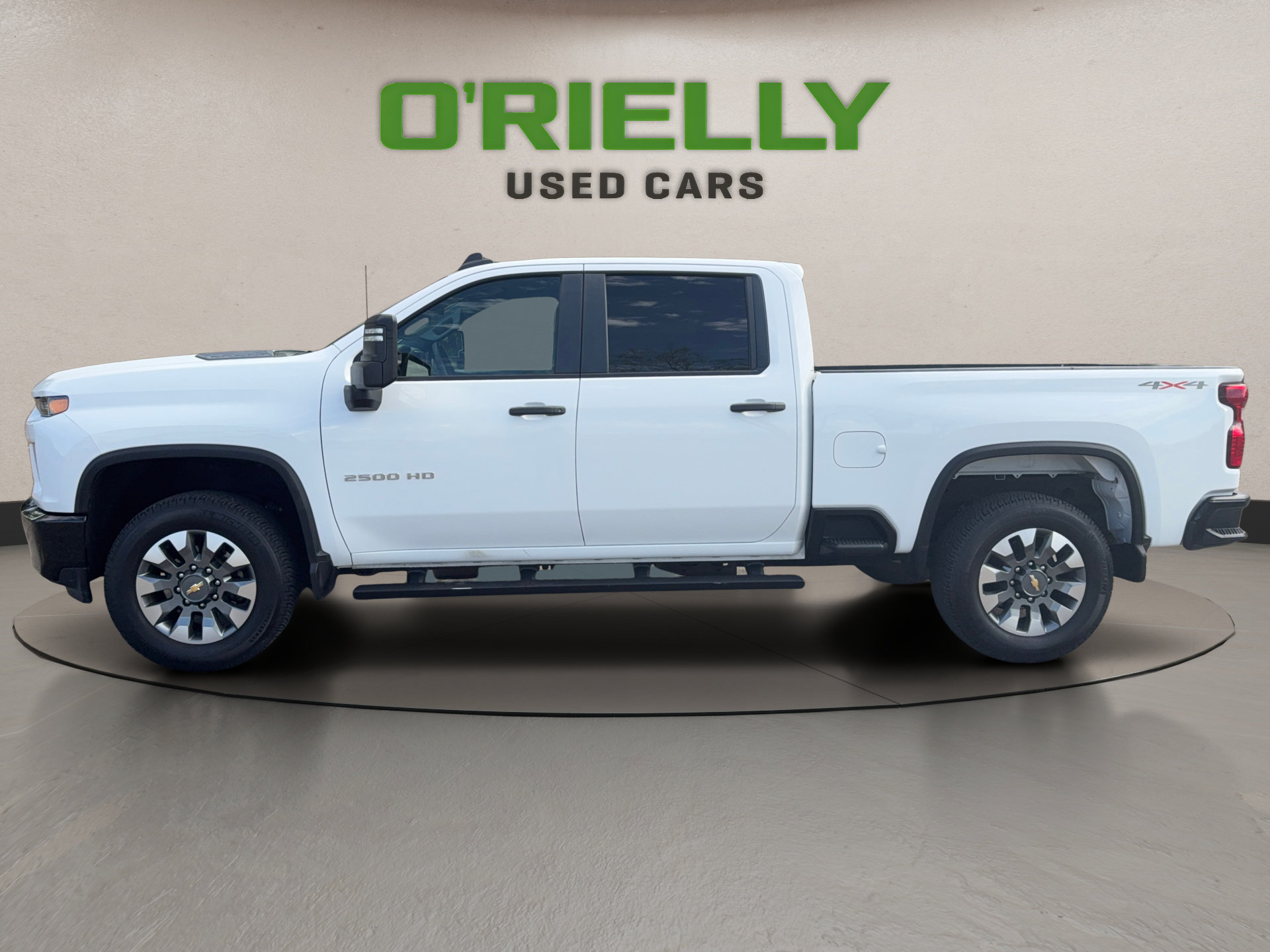Used 2023 Chevrolet Silverado 2500 Custom w/ Custom Value Package AWD/4WD image 2