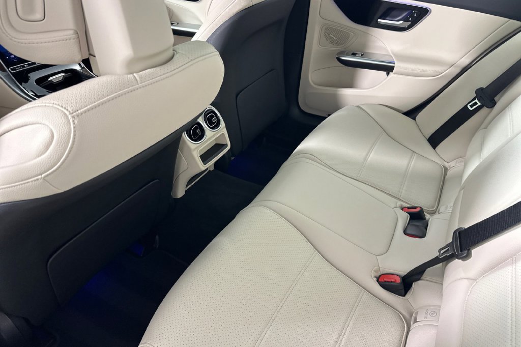 Certified 2026 Mercedes-Benz C 300 Sedan image 14