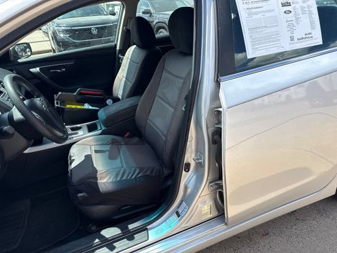 Used 2015 Nissan Altima 2.5 S w/ Sport Value Package FWD image 11