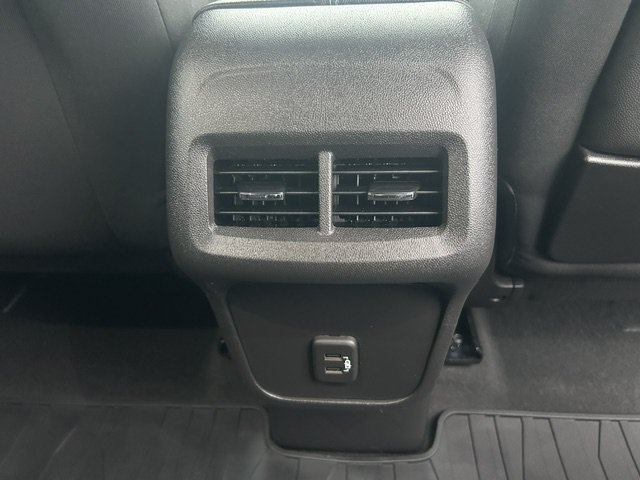 Used 2022 GMC Terrain SLE w/ Driver Convenience Package FWD image 10