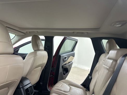 Used 2015 Jeep Cherokee Limited w/ Luxury Group image 31