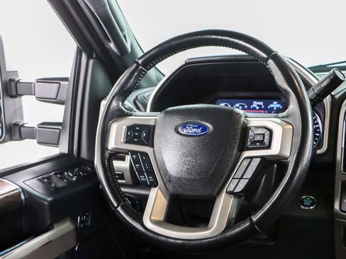 Used 2022 Ford F250 Lariat w/ Tremor Off-Road Package AWD/4WD image 13