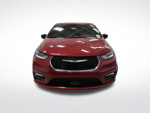 New 2026 Chrysler Pacifica Select image 10