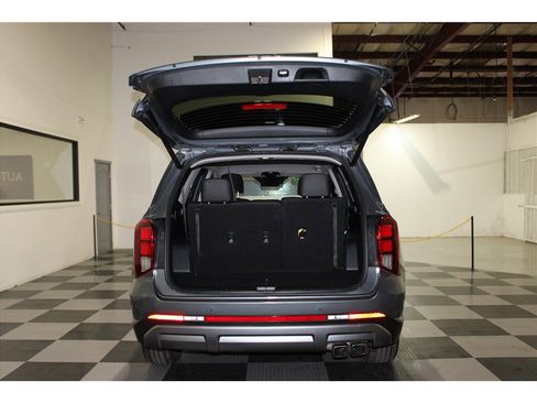 Used 2025 Hyundai Palisade SEL image 21