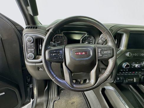 Used 2021 GMC Sierra 1500 AT4 w/ AT4 Value Package AWD/4WD image 12