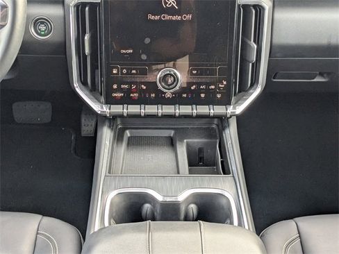 Certified 2024 GMC Acadia Elevation image 18