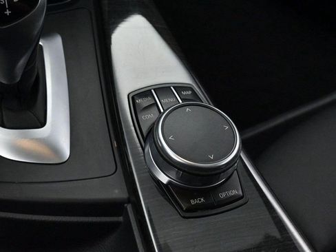 Used 2018 BMW 330i Sedan RWD image 19