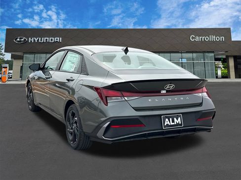 New 2026 Hyundai Elantra Sport FWD image 8