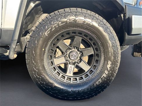 Used 2007 Toyota FJ Cruiser 4WD image 8