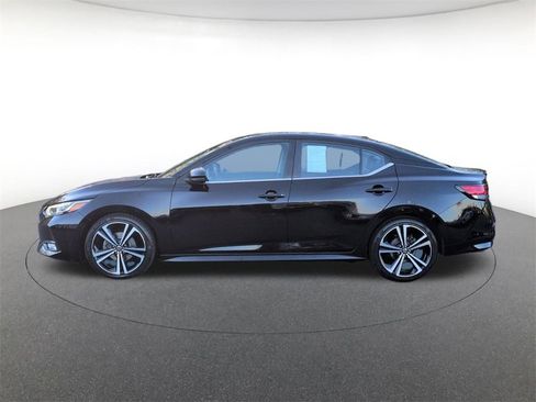 Used 2021 Nissan Sentra SR w/ SR Premium Package image 8