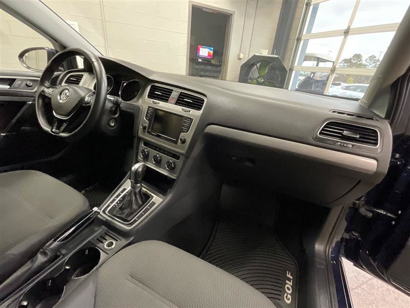 Used 2016 Volkswagen Golf S FWD image 24