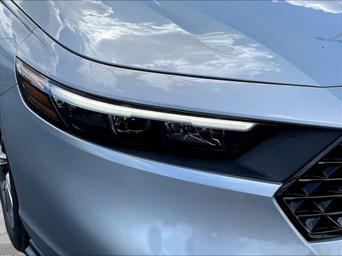 Used 2023 Honda Accord EX image 28