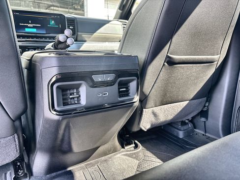 New 2026 Chevrolet Silverado 2500 ZR2 w/ LPO, Dark Essentials Package AWD/4WD image 32