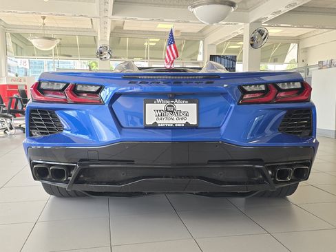 Used 2021 Chevrolet Corvette Stingray Convertible w/ 1LT RWD image 19