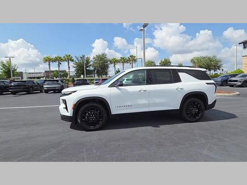 New 2026 Chevrolet Traverse LT w/ Midnight/Sport Edition FWD image 25