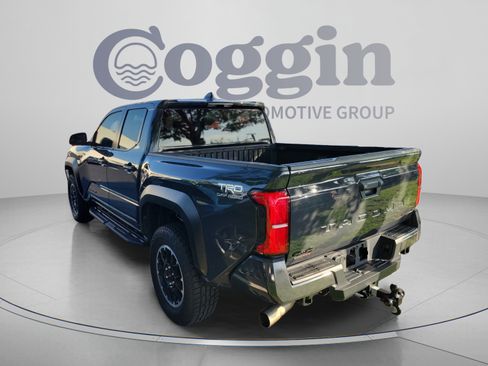 Used 2024 Toyota Tacoma TRD Off-Road AWD/4WD image 2