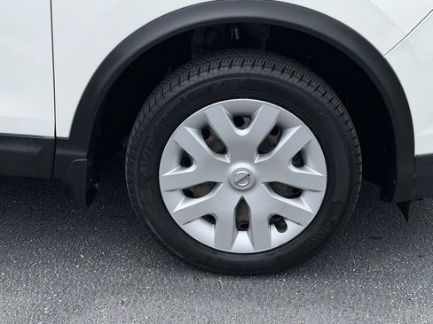 Used 2019 Nissan Rogue Sport S AWD/4WD image 9