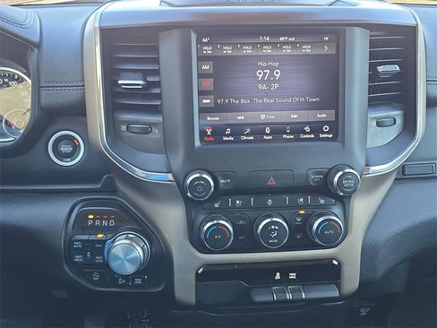 Used 2021 RAM 1500 Laramie w/ Off Road Group image 18