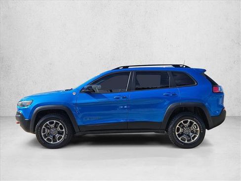 Used 2022 Jeep Cherokee Trailhawk image 8