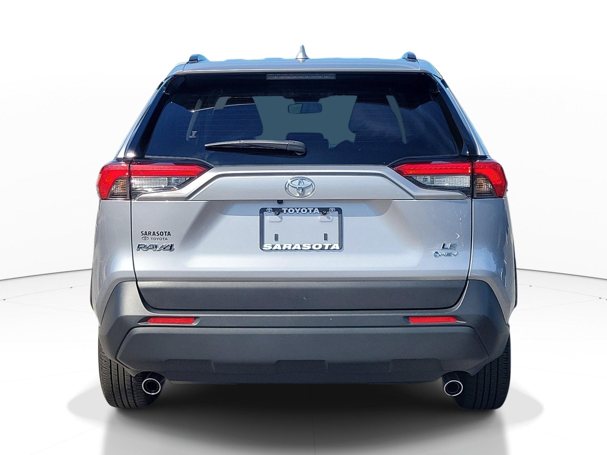 Used 2025 Toyota RAV4 LE AWD/4WD image 5