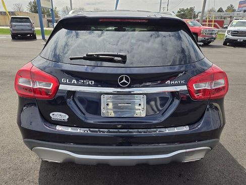 Used 2018 Mercedes-Benz GLA 250 4MATIC image 4
