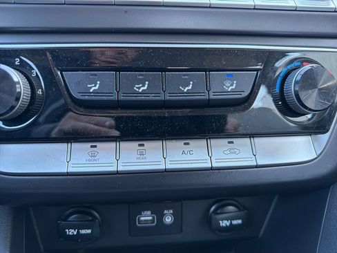 Used 2019 Hyundai Sonata SE w/ Cargo Package FWD image 12