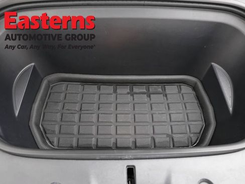 Used 2023 Tesla Model Y Long Range image 7