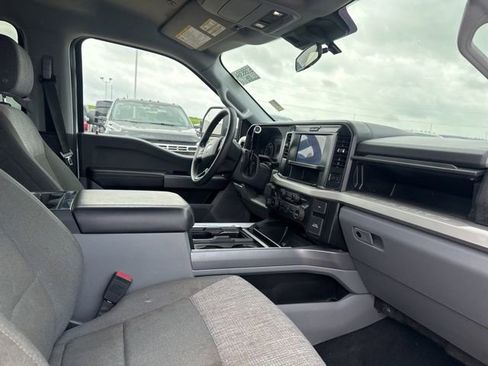 Used 2025 Ford F250 XLT w/ FX4 Off-Road Package image 17